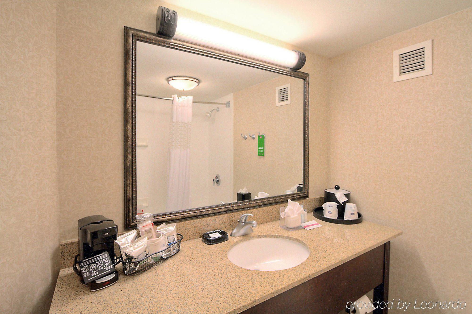 Hampton Inn Charlotte University Place Quarto foto